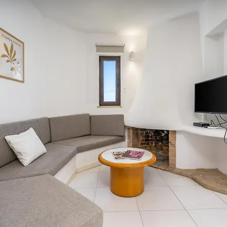 Hostwise - Sunny Flat With A Balcony & Pool Apartment Albufeira
