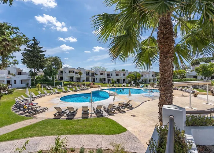 Sunny Flat With A Balcony & Pool By Hostwise Lägenhet