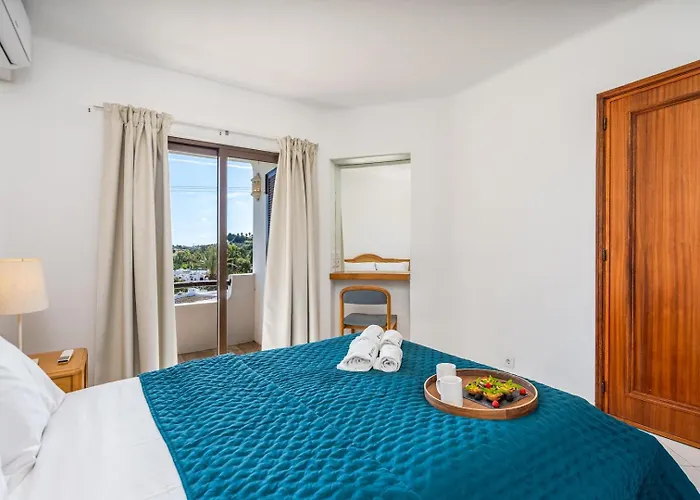 Sunny Flat With A Balcony & Pool By Hostwise Lägenhet *